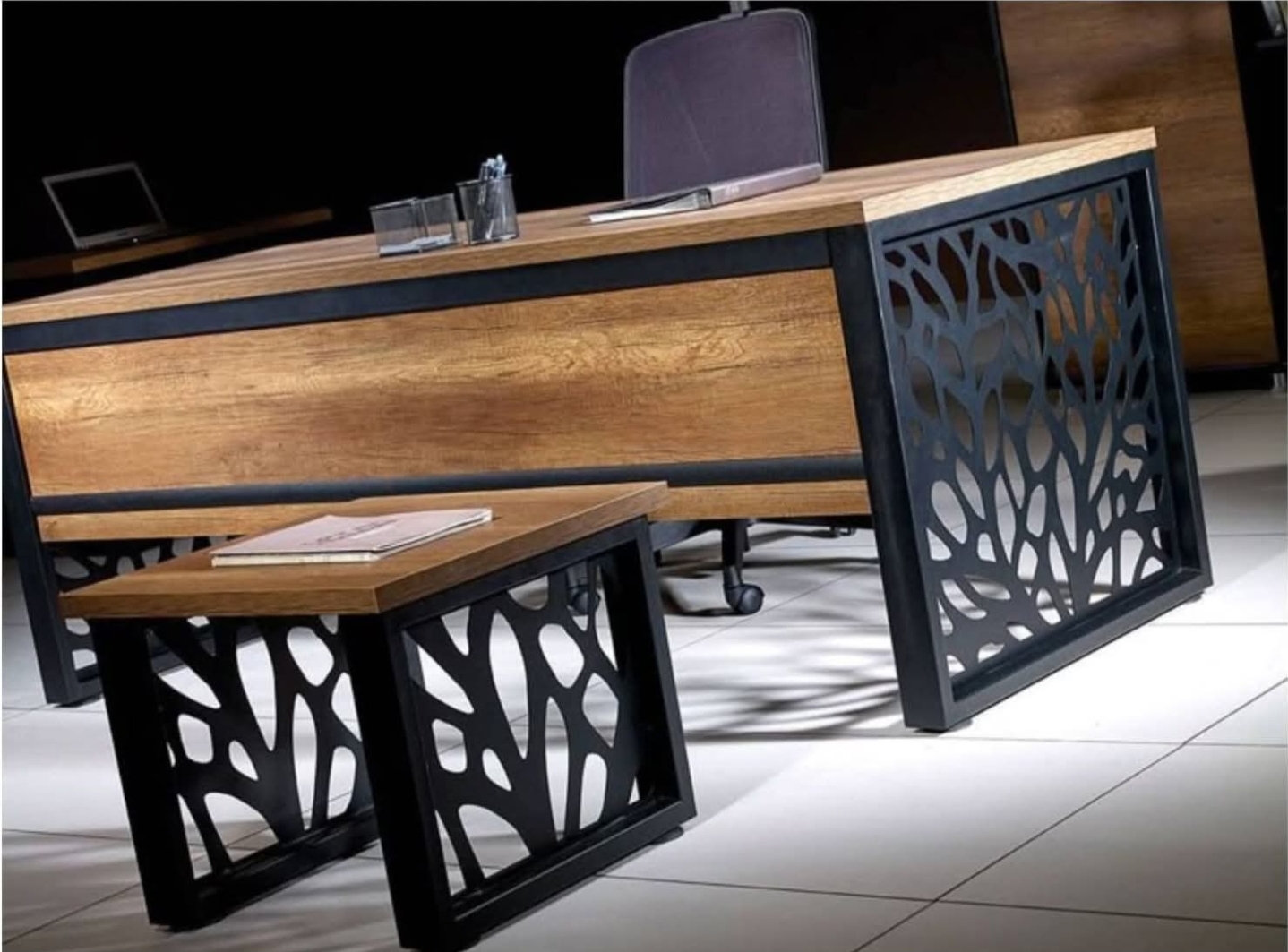 Mobilier birou — picioare CNC
